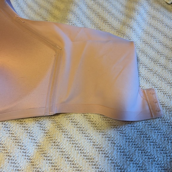 Tommy John Comfort Smoothing Lightly Lined Wireless Bra in Pale Pink Size 36D - Picture 5 of 9